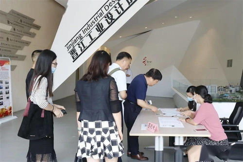 萊賽爾纖維開發(fā)應(yīng)用技術(shù)交流對接活動(dòng)在園區(qū)成功舉行